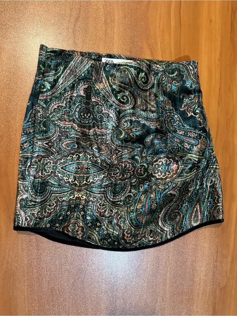 ZARA Paisley Velvet Mini Skirt Size XS Boho Y2K Stretch Bodycon Multicolor Women